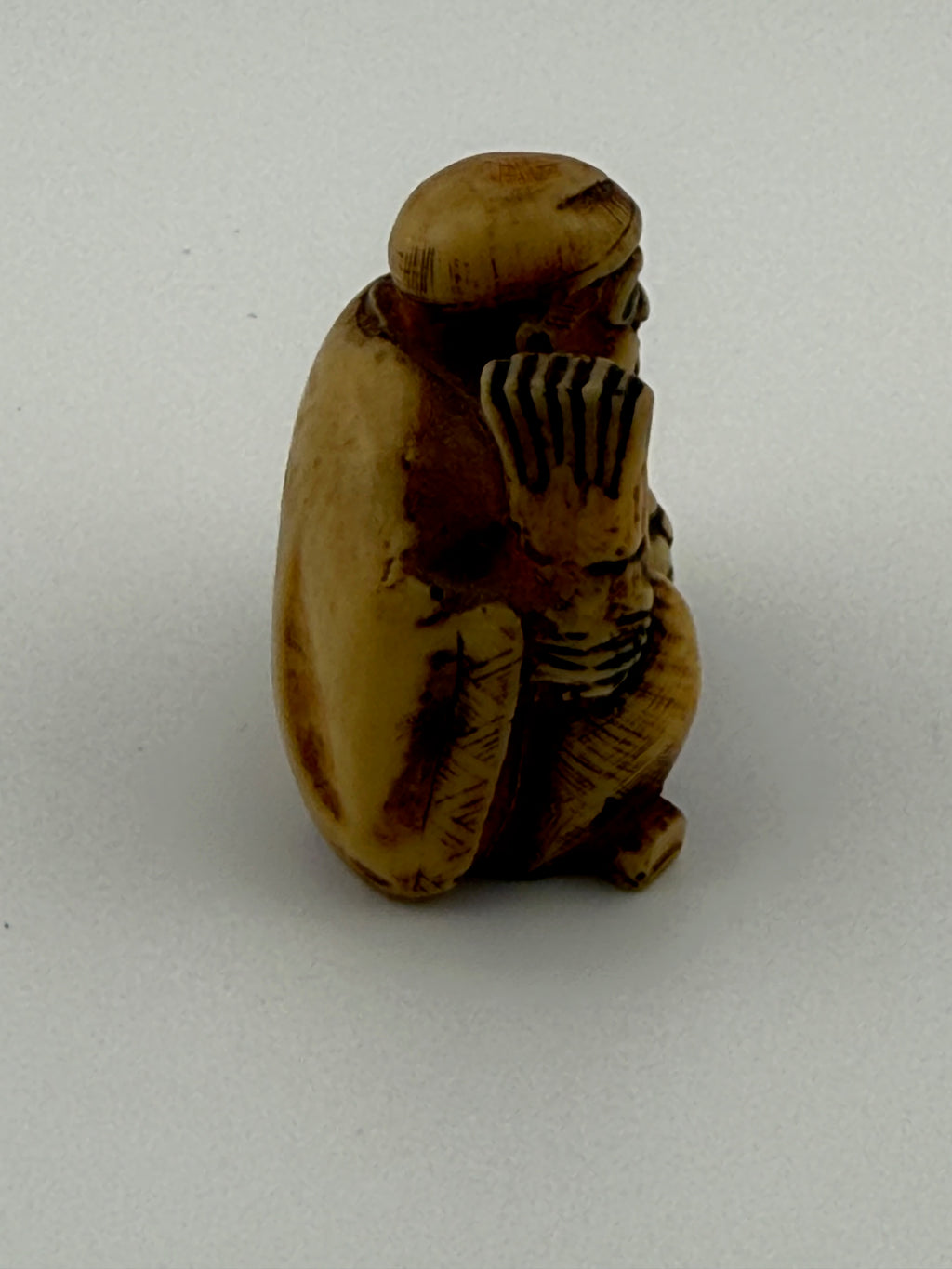 Antique Japanese Netsuke - Crouching Man with Rake, Bone or Ivory Substitute, Unsigned, 1.5"