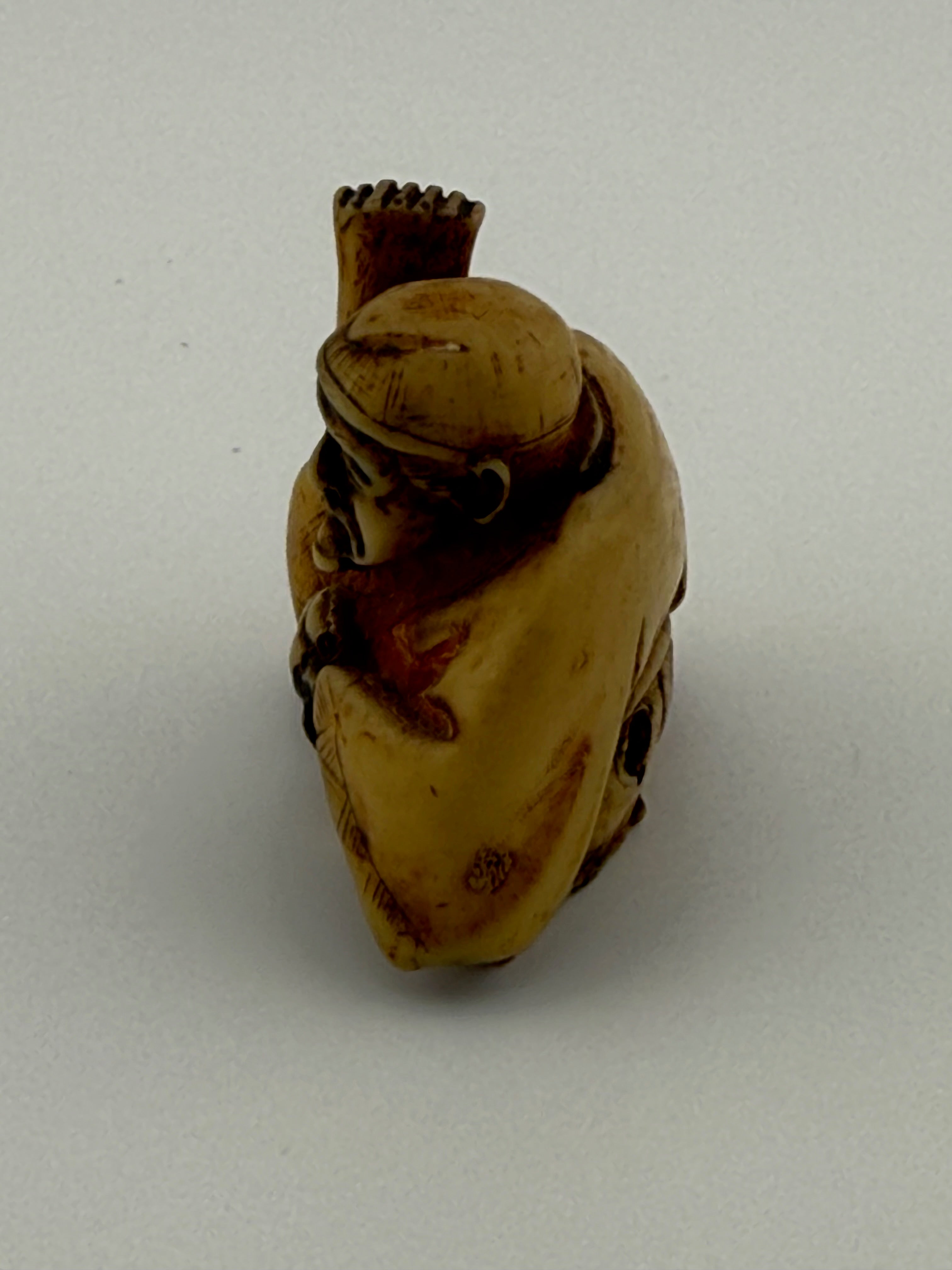 Antique Japanese Netsuke - Crouching Man with Rake, Bone or Ivory Substitute, Unsigned, 1.5"