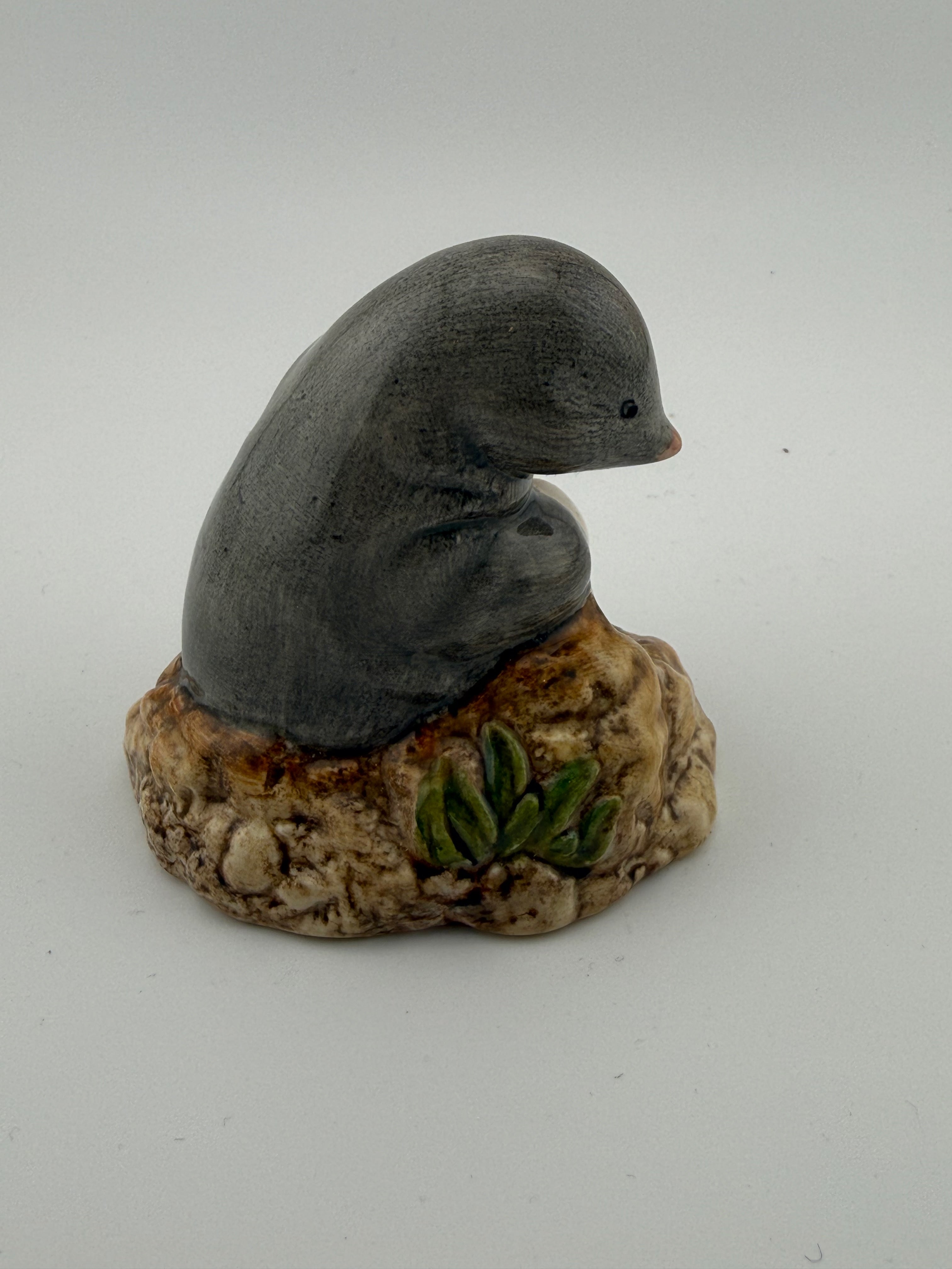 Beswick Beatrix Potter "Diggory Diggory Delvet" Figurine - © Frederick Warne & Co. 1982, 3"