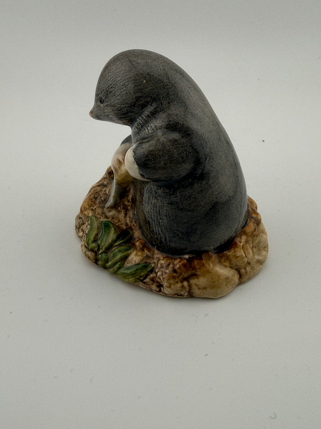Beswick Beatrix Potter "Diggory Diggory Delvet" Figurine - © Frederick Warne & Co. 1982, 3"