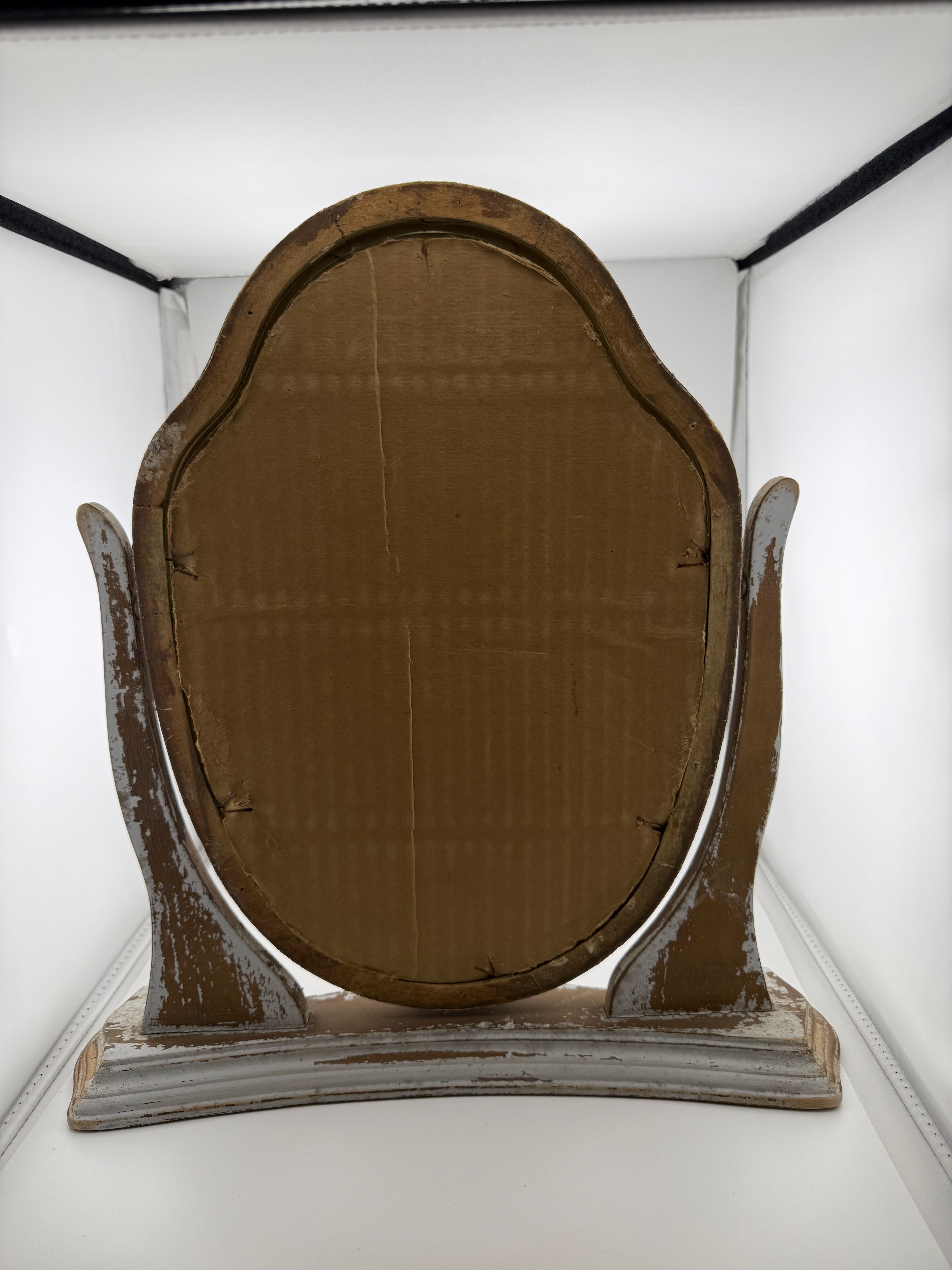 Vintage Victorian Oval Swing Frame with Convex Glass, 15"H x 14"W