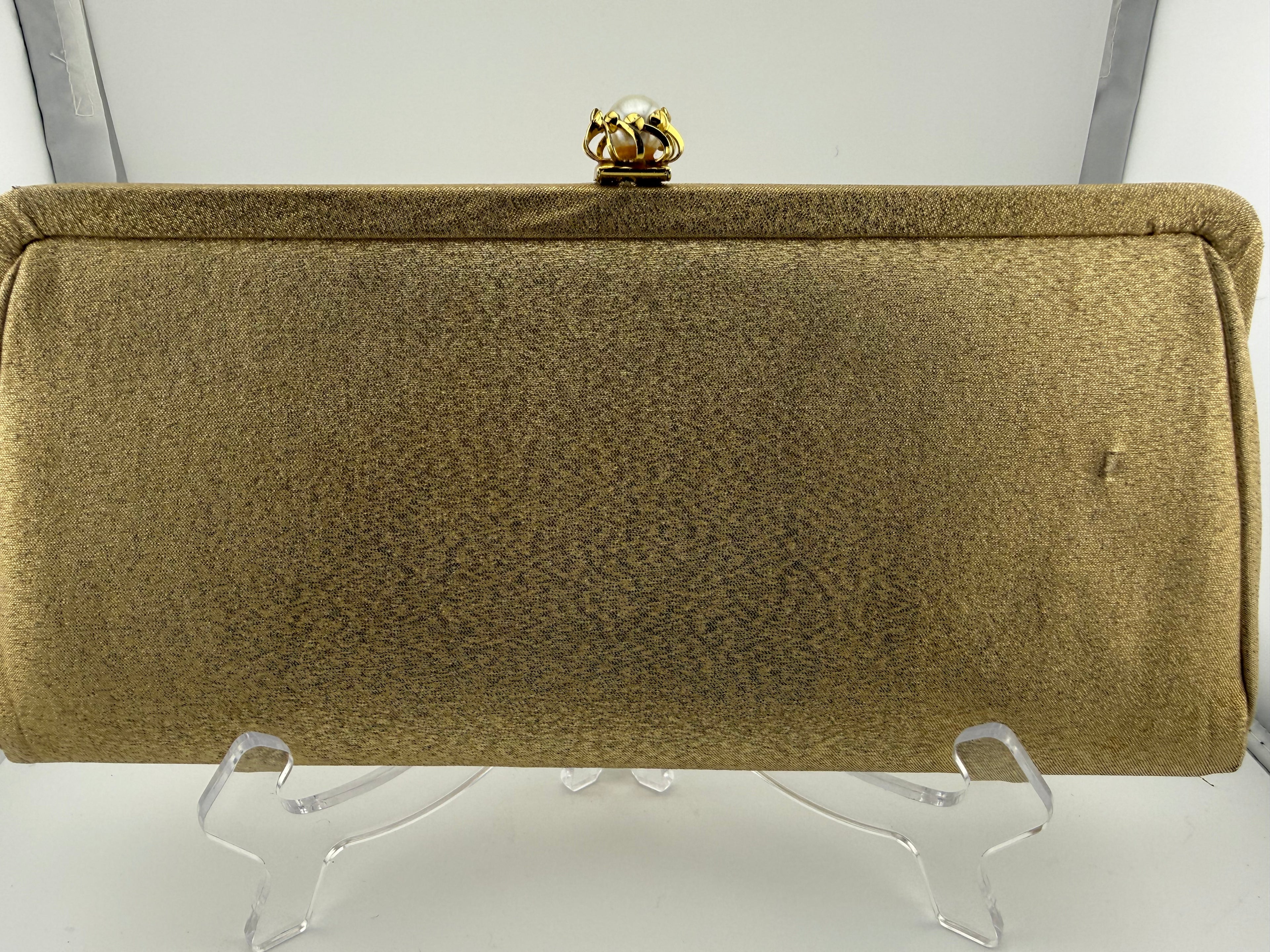 Vintage 1960s Gold Lamé Evening Clutch with Pearl and Gold Scrollwork Kiss-Lock Clasp