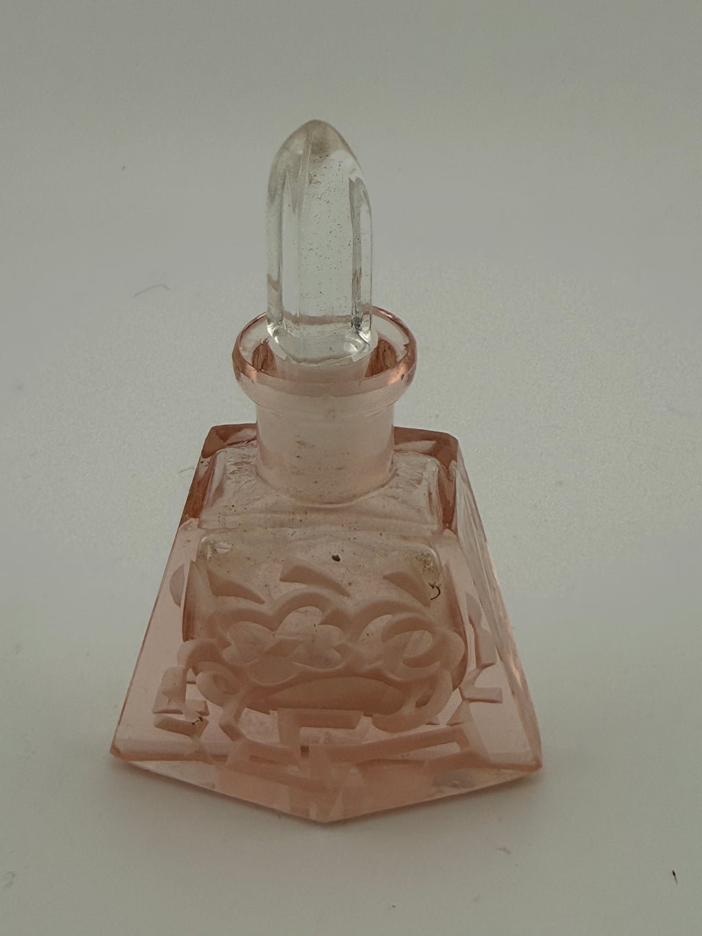 Vintage Pink Depression Glass Perfume Bottle with Pyramidal Body, Scale Pattern and Faceted Bullet Stopper