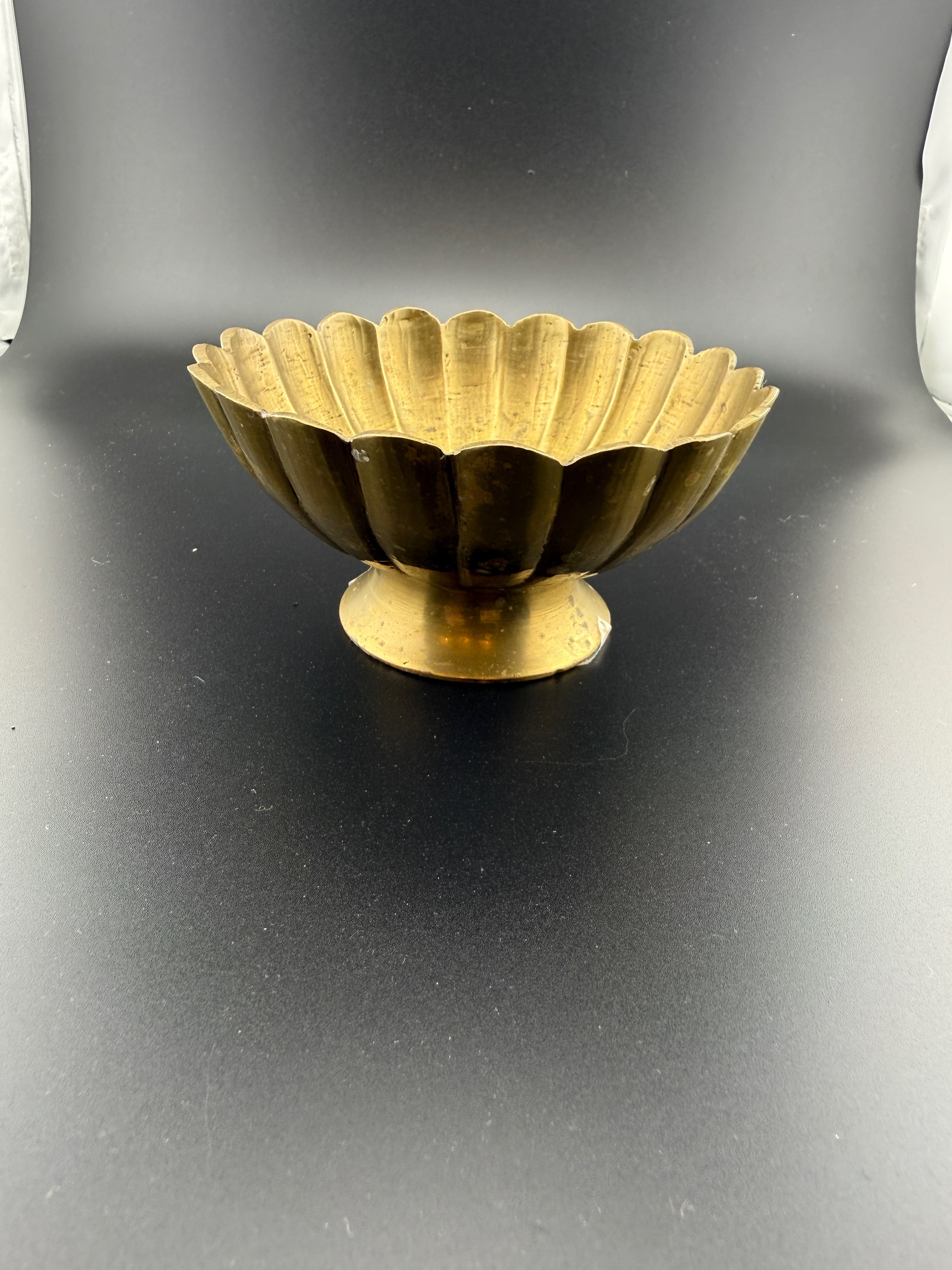 Vintage Brass Scalloped Petal Bowl on Pedestal Base