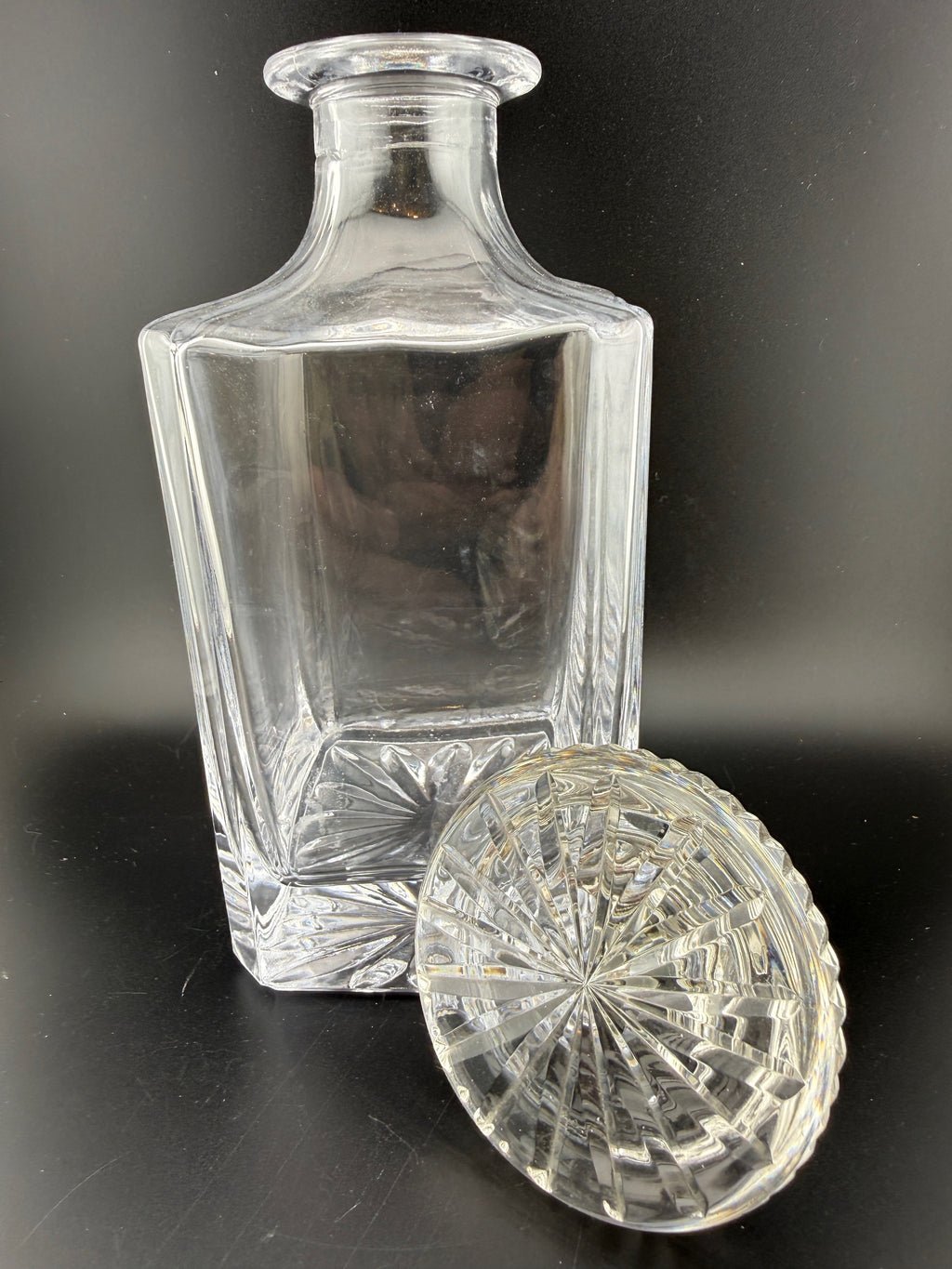 Crystal Square Decanter with Stopper — 10"