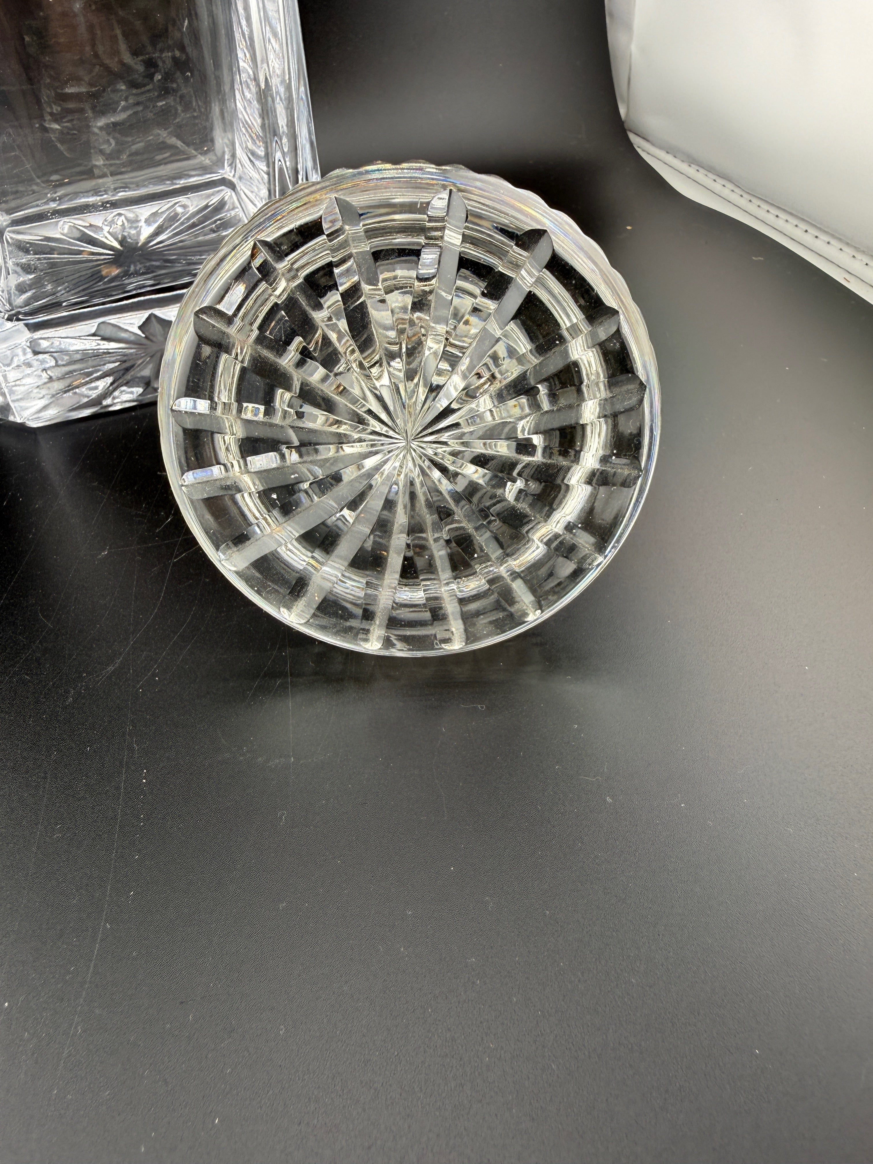 Crystal Square Decanter with Stopper — 10"