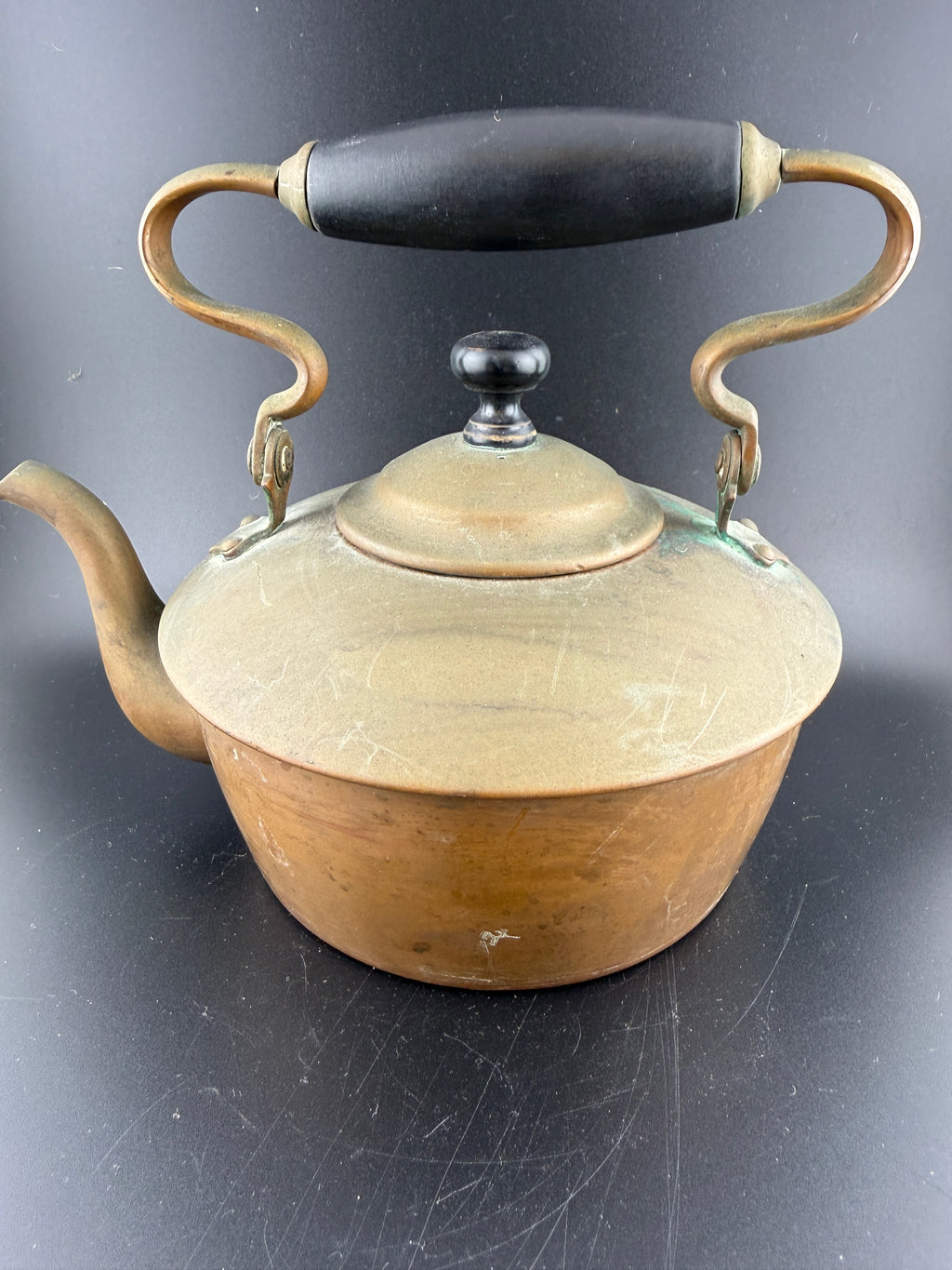 Antique Copper Electric Kettle with Heating Stand – Gooseneck Spout, Ebonized Wood Handle