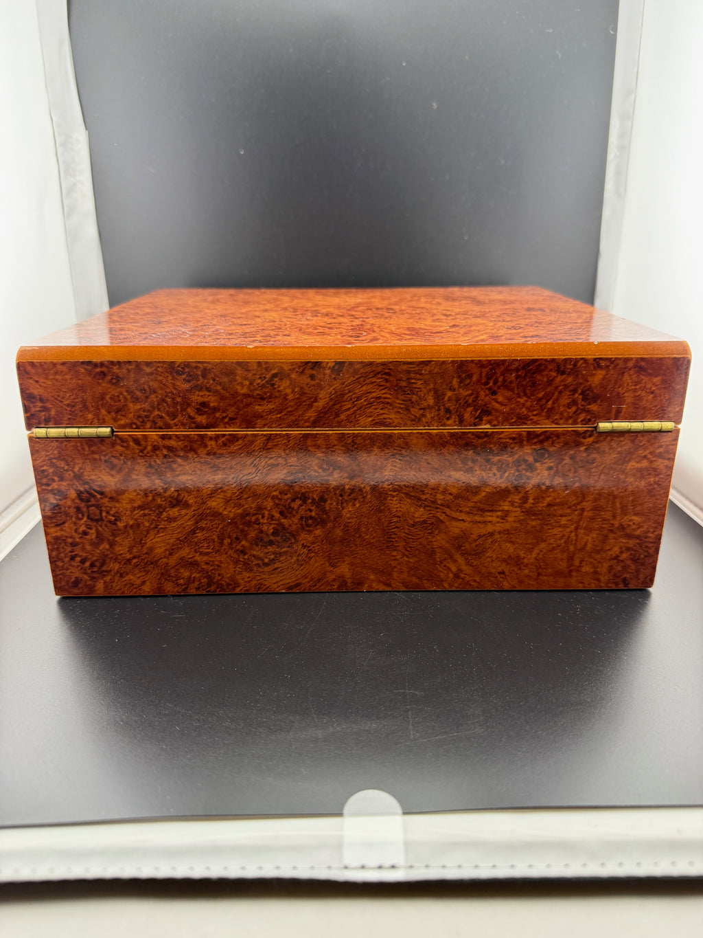 Burl Wood Humidor with Hygrometer