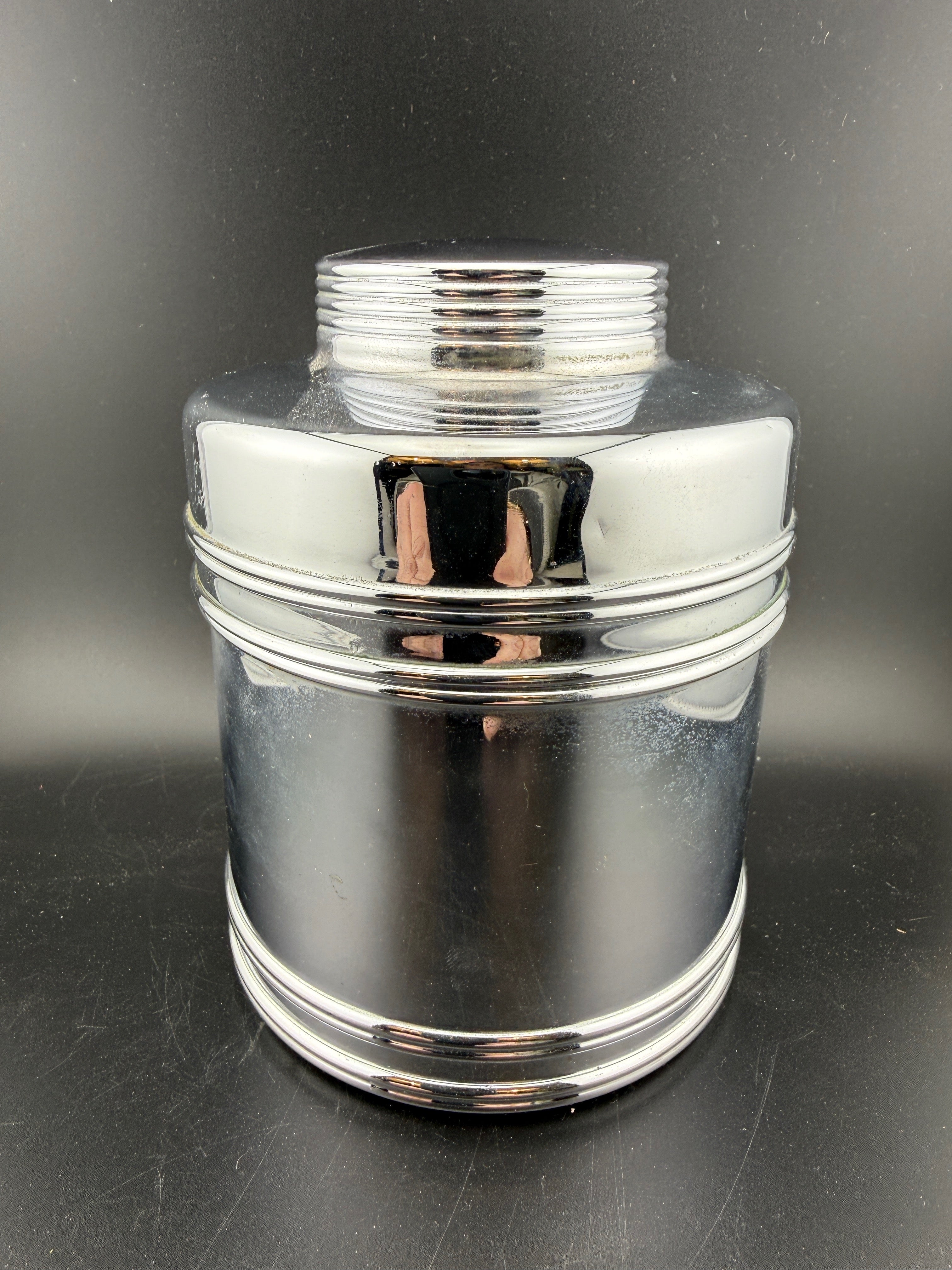Rumidor Chrome Tobacco Humidor — East Orange, NJ