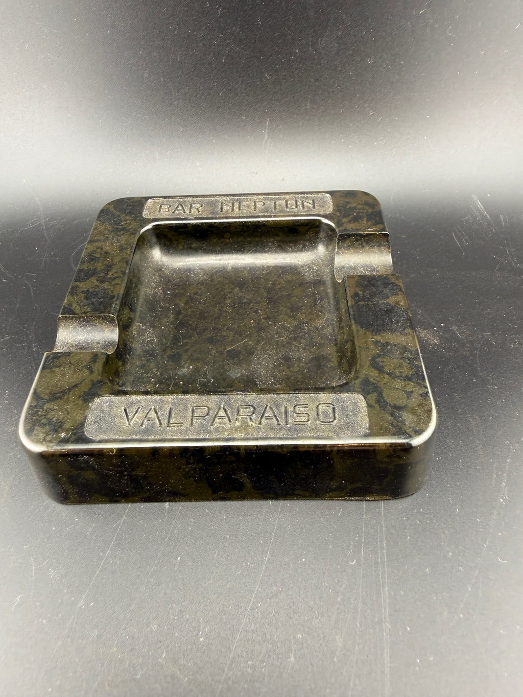 Bar Neptun Valparaíso Advertising Ashtray — Marbled Bakelite, Cigar & Cigarette Rests, 3.5"