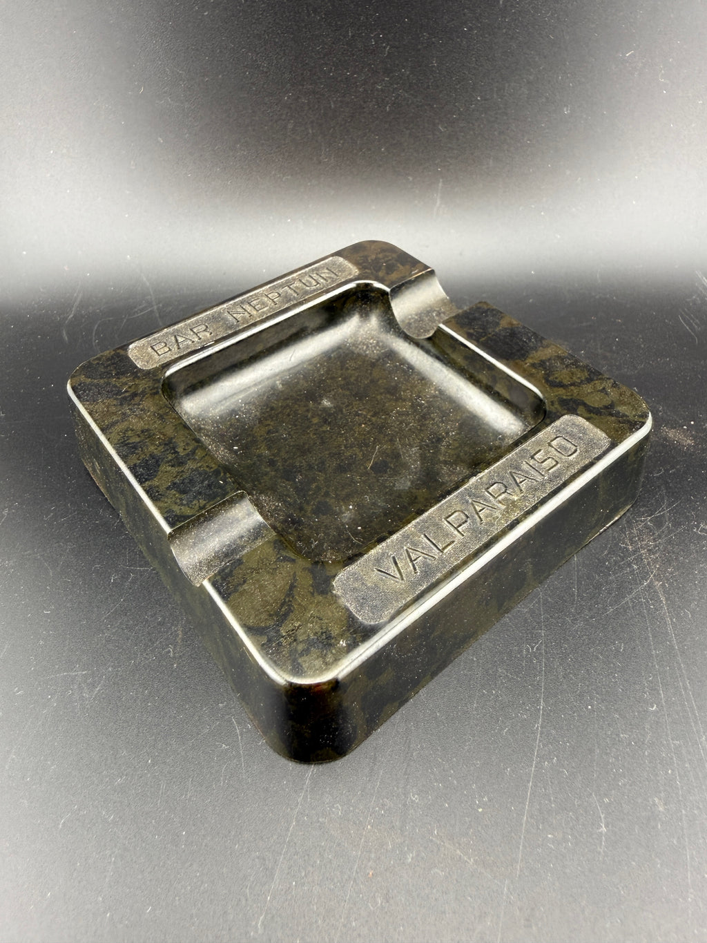 Bar Neptun Valparaíso Advertising Ashtray — Marbled Bakelite, Cigar & Cigarette Rests, 3.5"